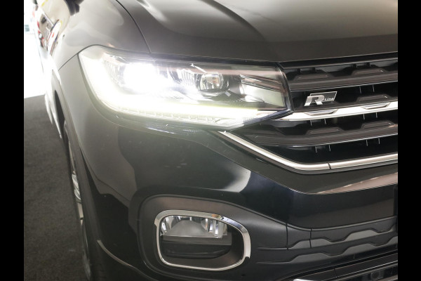 Volkswagen T-Cross 1.0 TSI Style Business R 110 pk Automaat (DSG) | Navigatie | Parkeersensoren | Achteruitrijcamera | Adaptieve cruise control | Voll. digitaal instrumentenpaneel |