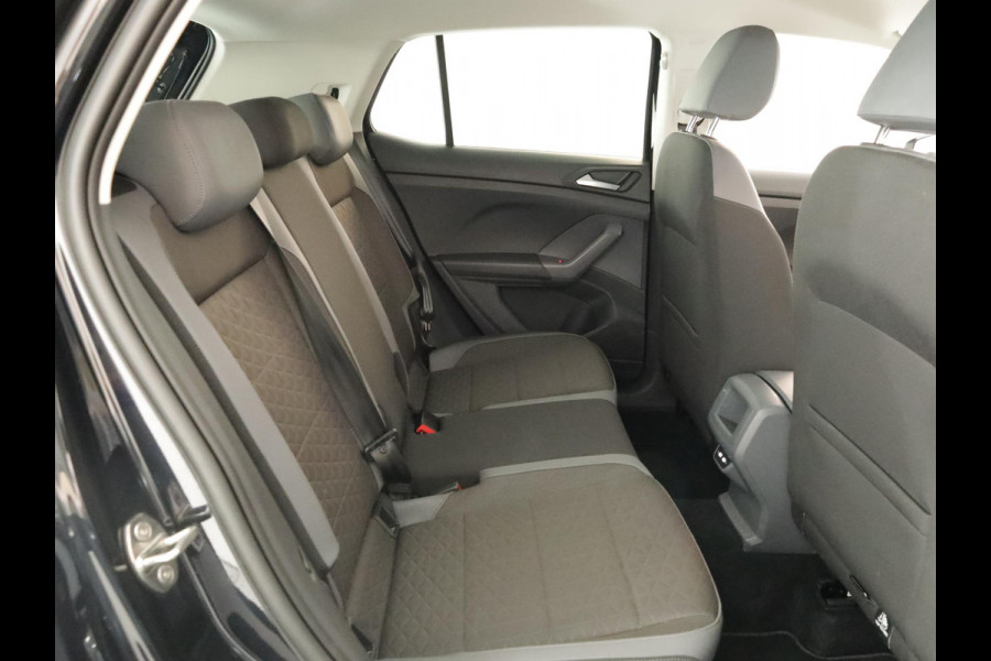 Volkswagen T-Cross 1.0 TSI Style Business R 110 pk Automaat (DSG) | Navigatie | Parkeersensoren | Achteruitrijcamera | Adaptieve cruise control | Voll. digitaal instrumentenpaneel |