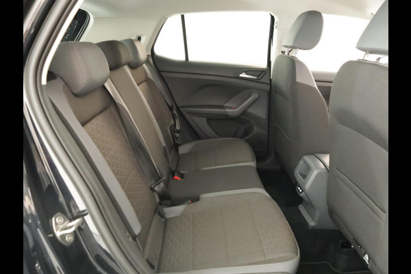 Volkswagen T-Cross 1.0 TSI Style Business R 110 pk Automaat (DSG) | Navigatie | Parkeersensoren | Achteruitrijcamera | Adaptieve cruise control | Voll. digitaal instrumentenpaneel |