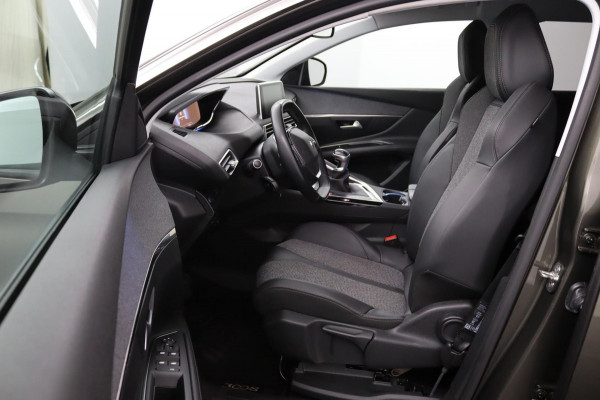 Peugeot 3008 1.2 PureTech Allure*NAVI*ECC*CRUISE*CARPLAY*