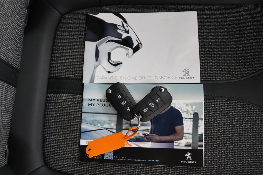 Peugeot 3008 1.2 PureTech Allure*NAVI*ECC*CRUISE*CARPLAY*
