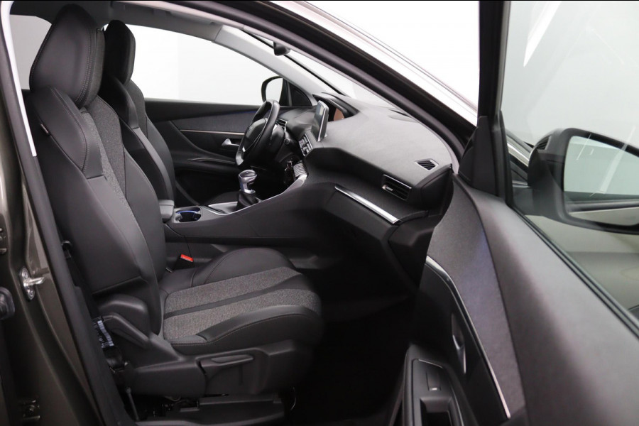 Peugeot 3008 1.2 PureTech Allure*NAVI*ECC*CRUISE*CARPLAY*