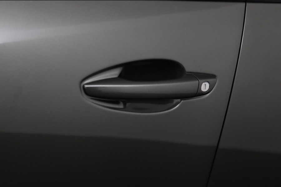 Peugeot 3008 1.2 PureTech Allure*NAVI*ECC*CRUISE*CARPLAY*