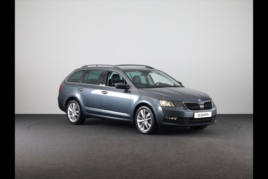 Škoda Octavia Combi 1.0 TSI Greentech Business Edition 115 pk | Navigatie | Trekhaak | Parkeersensoren achter | Apple Carplay/Android Auto | Autom. airco | Stoelverwarming |