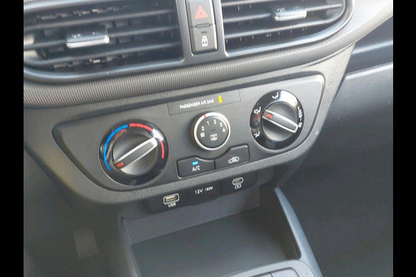 Hyundai i10 1.0 Comfort VAN: €21.690 NU VOOR: €19.190