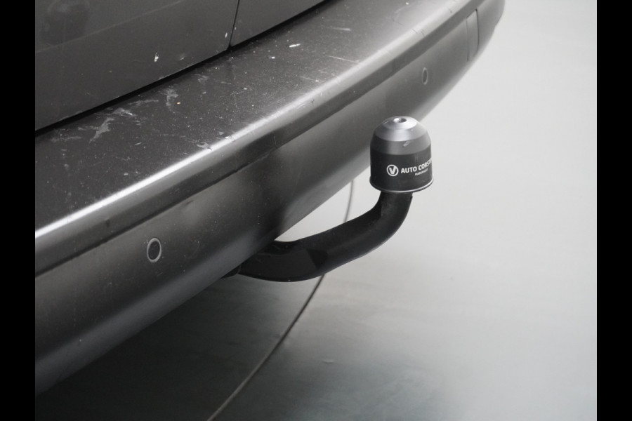 Peugeot Expert 1.5HDI 101PK Airco Cruise Control Trekhaak Regensensor Premium Schuifdeur Betonplex Vloer Wandbetimmering Euro 6