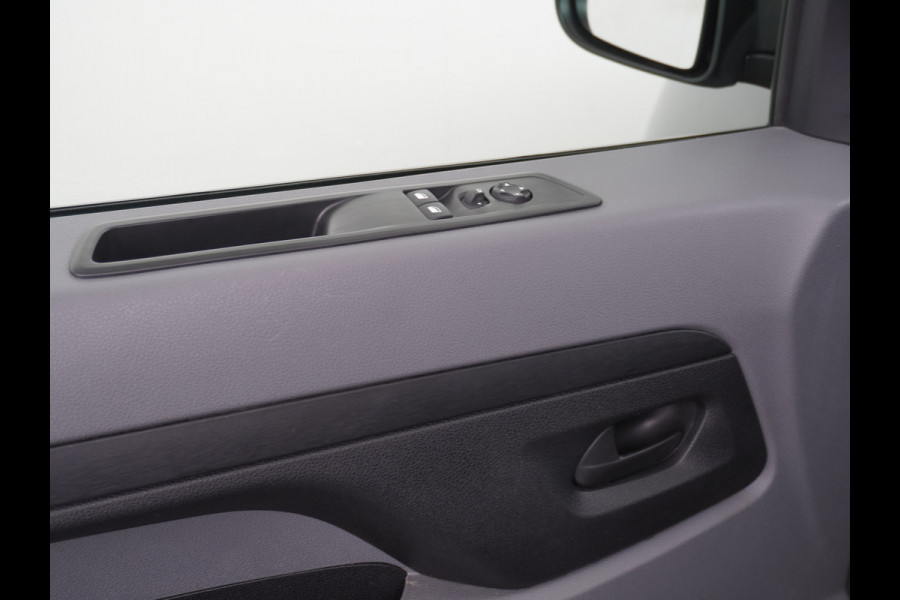 Peugeot Expert 1.5HDI 101PK Airco Cruise Control Trekhaak Regensensor Premium Schuifdeur Betonplex Vloer Wandbetimmering Euro 6