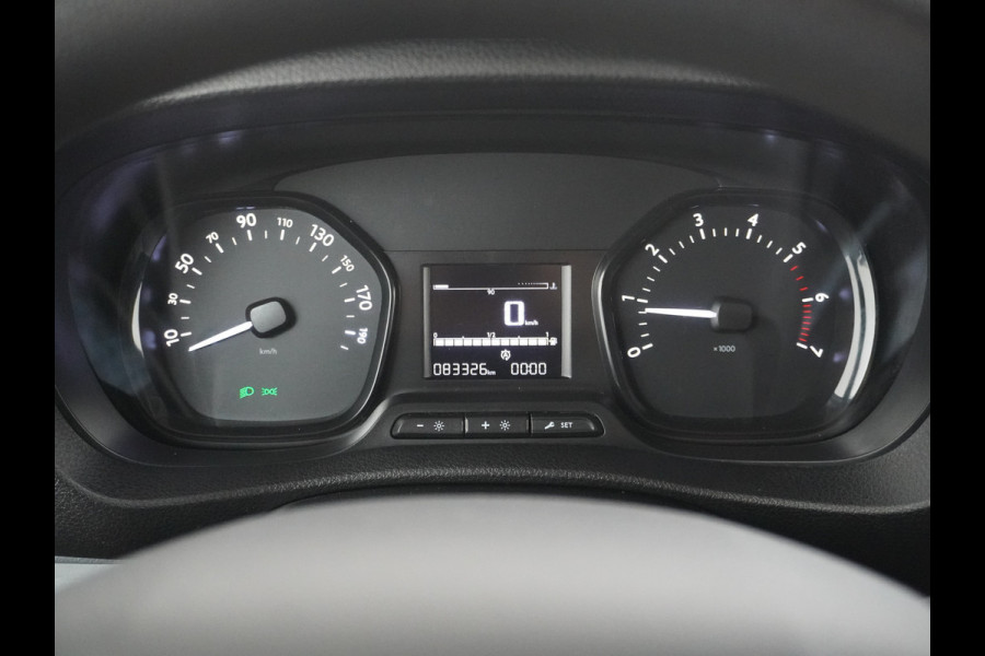 Peugeot Expert 1.5HDI 101PK Airco Cruise Control Trekhaak Regensensor Premium Schuifdeur Betonplex Vloer Wandbetimmering Euro 6