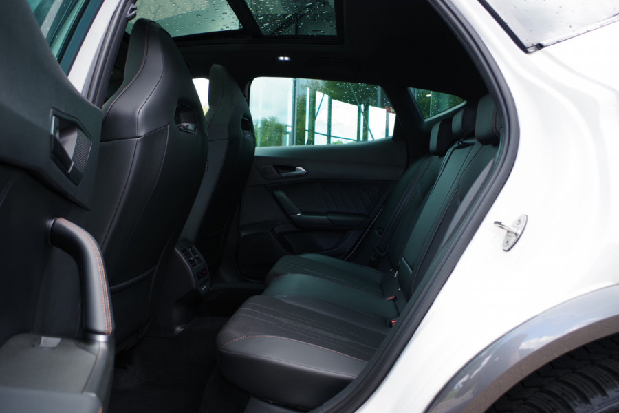 CUPRA Formentor 1.4 e-Hybrid VZ Performance 245 PK PHEV, Panoramadak, Adap. Cruise Control, Carplay
