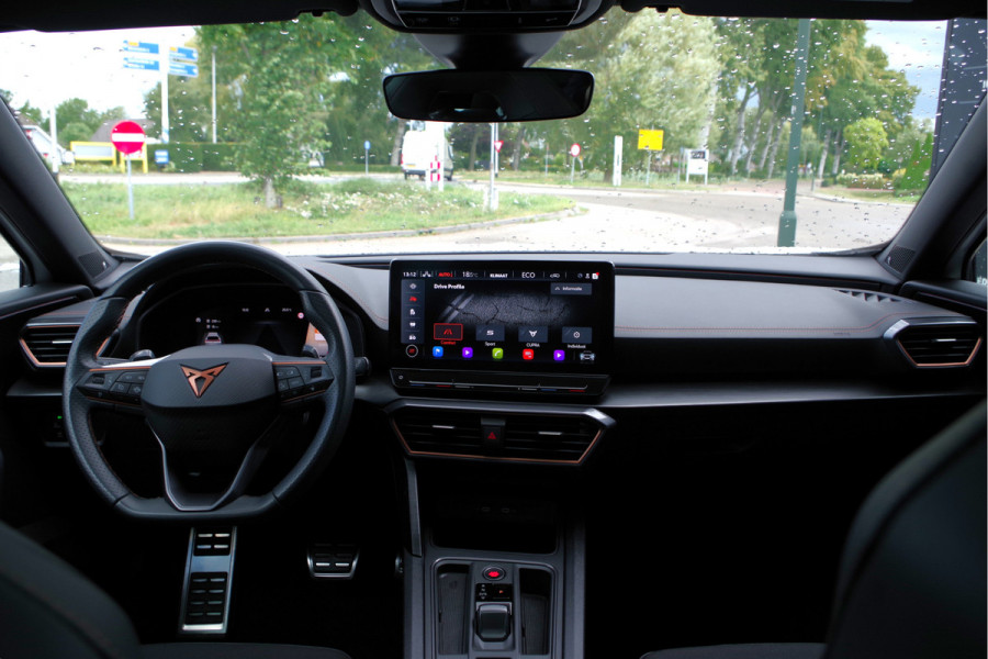 CUPRA Formentor 1.4 e-Hybrid VZ Performance 245 PK PHEV, Panoramadak, Adap. Cruise Control, Carplay
