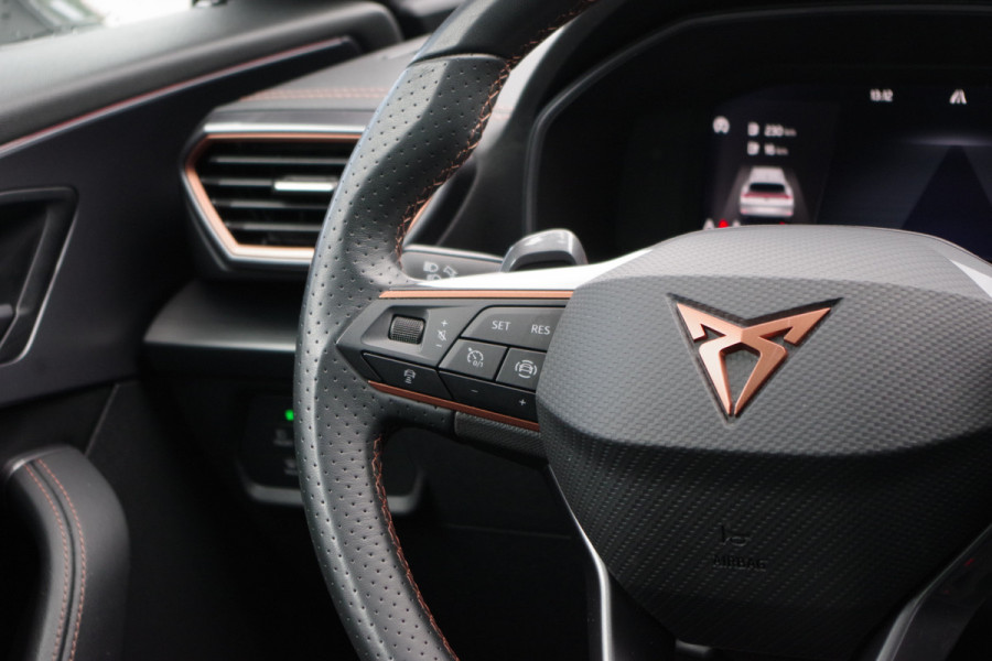 CUPRA Formentor 1.4 e-Hybrid VZ Performance 245 PK PHEV, Panoramadak, Adap. Cruise Control, Carplay
