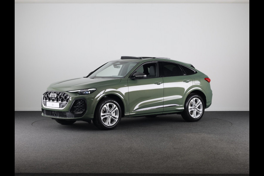 Audi Q5 Sportback 2.0 TFSI e-hybrid quattro S edition | Tech plus | Glazen panoramadak | Zwart pakket | Elektrische stoelen |