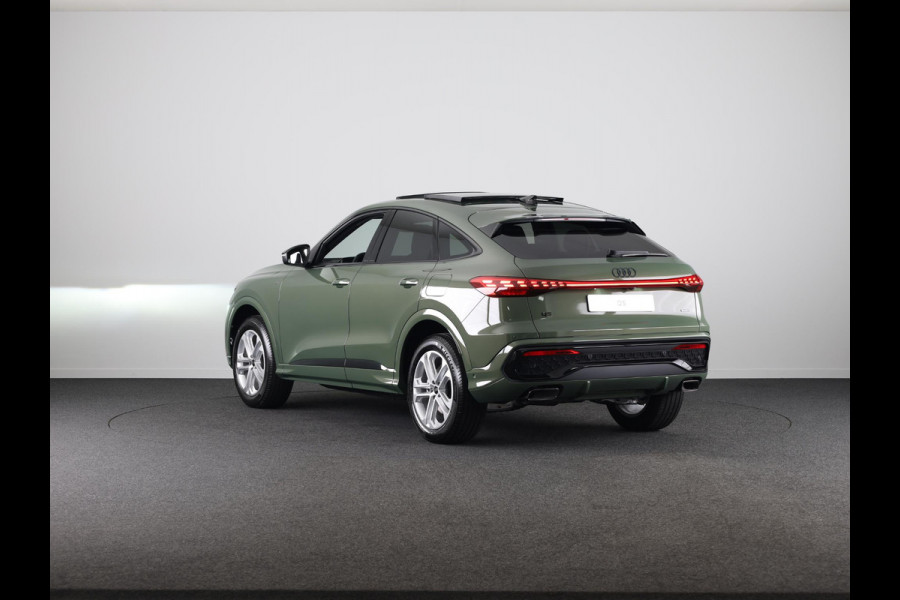Audi Q5 Sportback 2.0 TFSI e-hybrid quattro S edition | Tech plus | Glazen panoramadak | Zwart pakket | Elektrische stoelen |