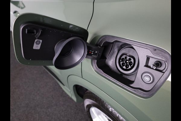 Audi Q5 Sportback 2.0 TFSI e-hybrid quattro S edition | Tech plus | Glazen panoramadak | Zwart pakket | Elektrische stoelen |