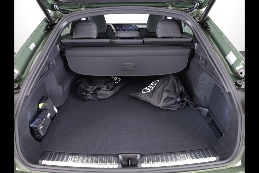 Audi Q5 Sportback 2.0 TFSI e-hybrid quattro S edition | Tech plus | Glazen panoramadak | Zwart pakket | Elektrische stoelen |