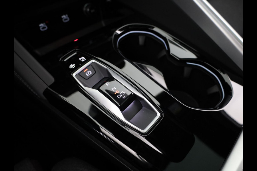 Audi Q5 Sportback 2.0 TFSI e-hybrid quattro S edition | Tech plus | Glazen panoramadak | Zwart pakket | Elektrische stoelen |