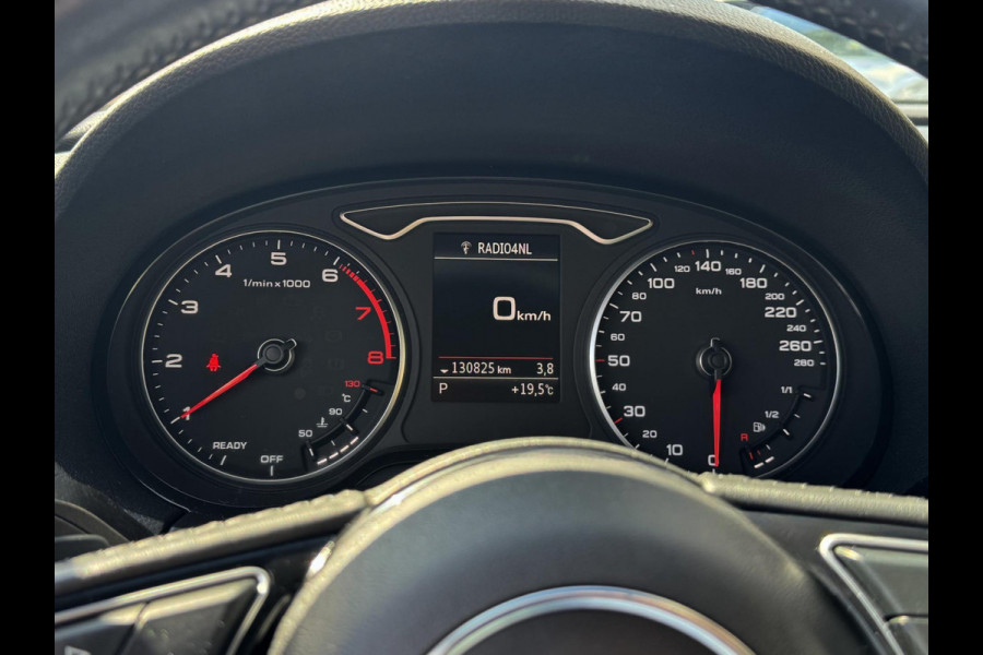Audi A3 Sportback 30 TFSI Design Pro Line - Automaat I Leer I Navigatie I LED I PDC I Sport velgen I Dealer onderhouden