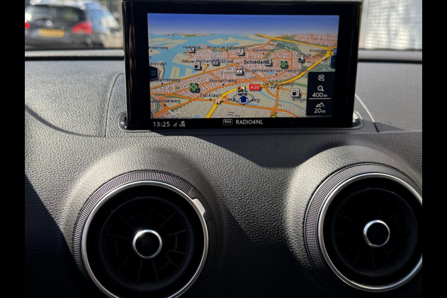 Audi A3 Sportback 30 TFSI Design Pro Line - Automaat I Leer I Navigatie I LED I PDC I Sport velgen I Dealer onderhouden