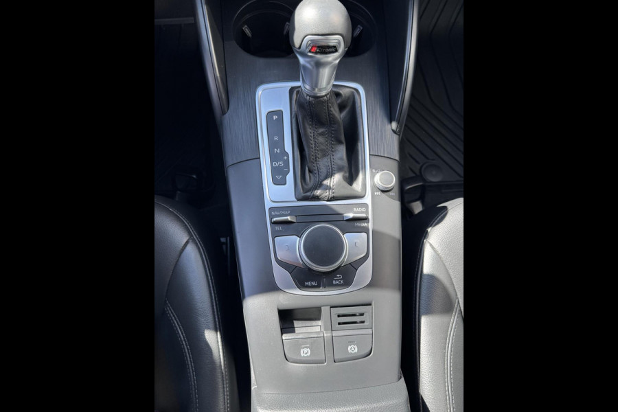 Audi A3 Sportback 30 TFSI Design Pro Line - Automaat I Leer I Navigatie I LED I PDC I Sport velgen I Dealer onderhouden