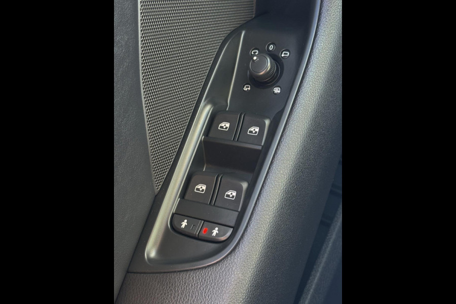 Audi A3 Sportback 30 TFSI Design Pro Line - Automaat I Leer I Navigatie I LED I PDC I Sport velgen I Dealer onderhouden