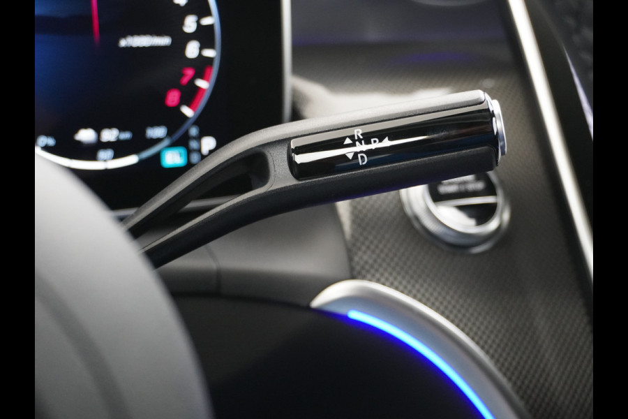 Mercedes-Benz GLC Coupé 300 e 4MATIC AMG Line | Distronic Trekhaak Keyless Memory