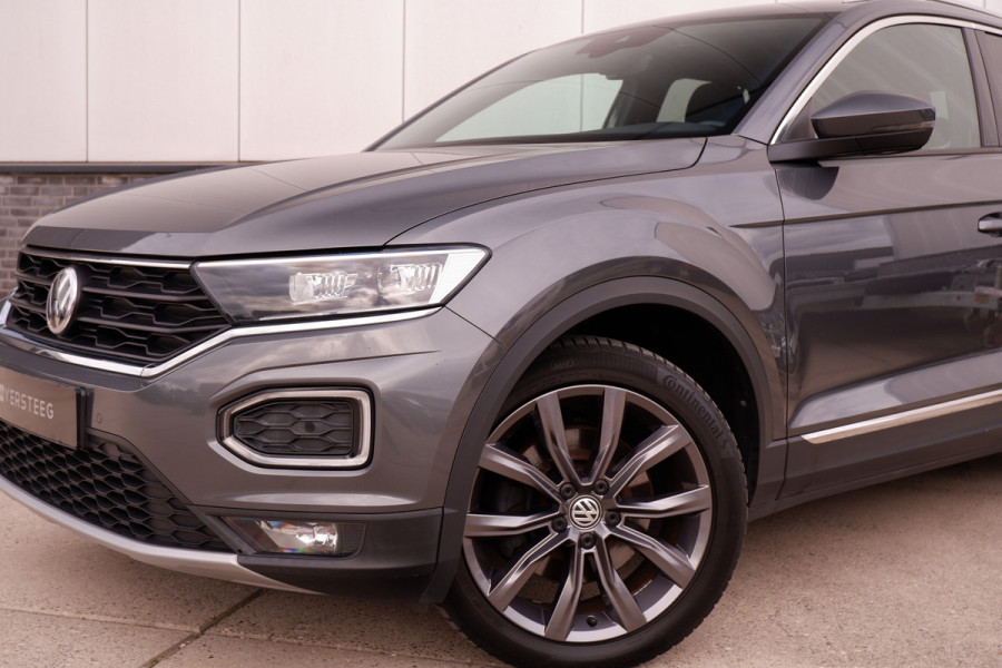 Volkswagen T-Roc 1.5 TSI Sport LED | Trekhaak | Carplay | Camera | Virtual Cockpit | PDC