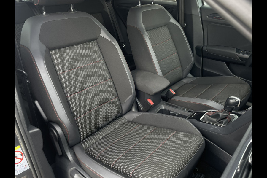 Volkswagen T-Roc 1.5 TSI Sport LED | Trekhaak | Carplay | Camera | Virtual Cockpit | PDC