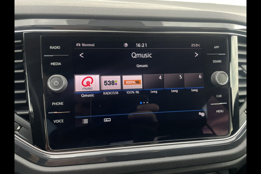 Volkswagen T-Roc 1.5 TSI Sport LED | Trekhaak | Carplay | Camera | Virtual Cockpit | PDC