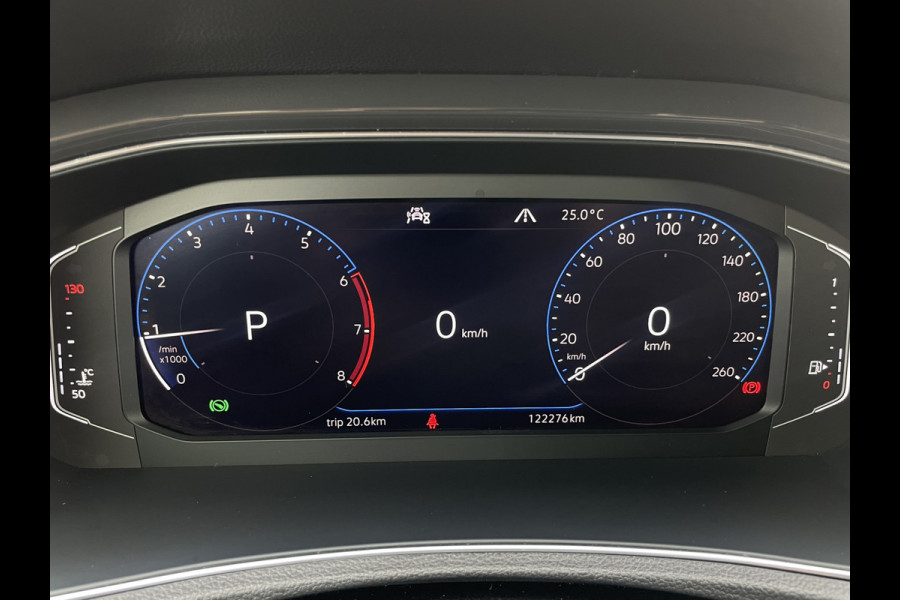 Volkswagen T-Roc 1.5 TSI Sport LED | Trekhaak | Carplay | Camera | Virtual Cockpit | PDC
