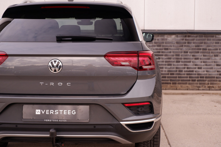 Volkswagen T-Roc 1.5 TSI Sport LED | Trekhaak | Carplay | Camera | Virtual Cockpit | PDC