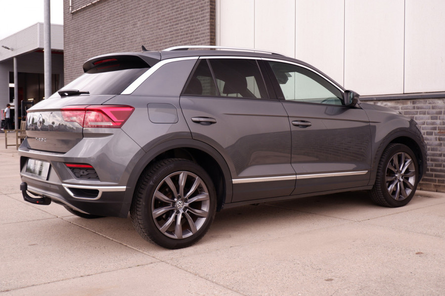 Volkswagen T-Roc 1.5 TSI Sport LED | Trekhaak | Carplay | Camera | Virtual Cockpit | PDC