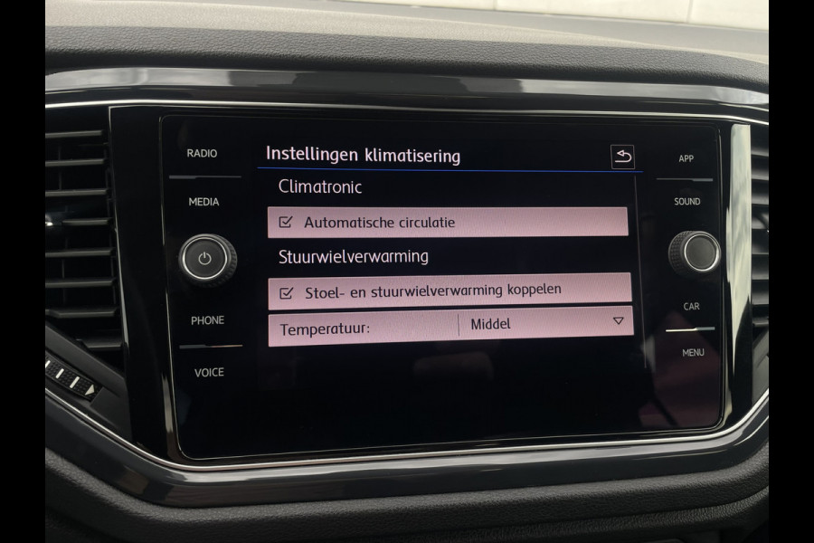 Volkswagen T-Roc 1.5 TSI Sport LED | Trekhaak | Carplay | Camera | Virtual Cockpit | PDC