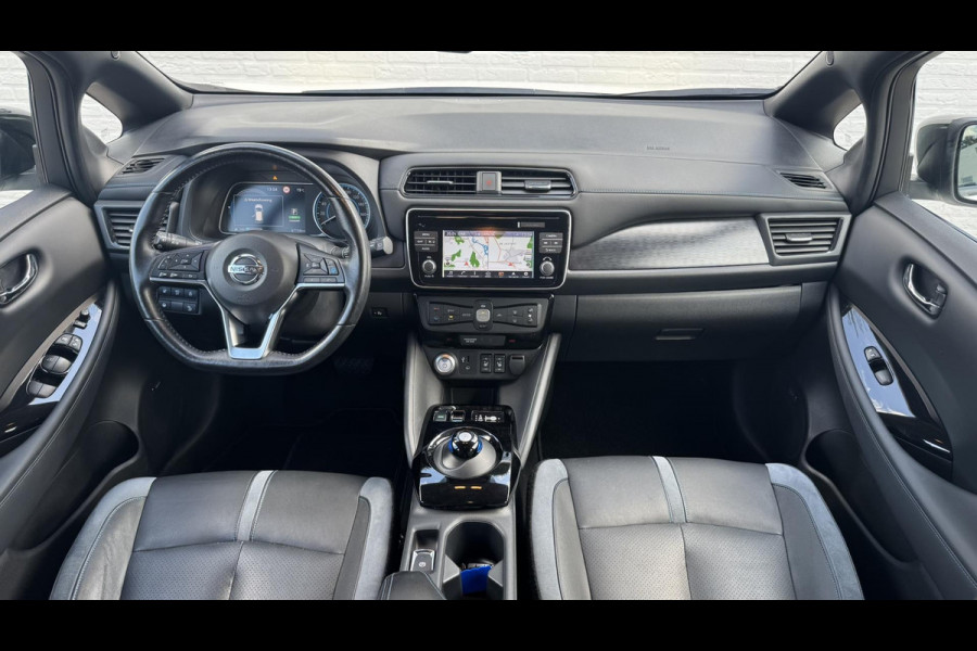 Nissan Leaf Tekna 40 kWh Leder Camera Carplay Adaptive cruise Navigatie