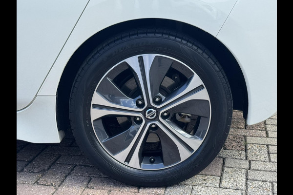 Nissan Leaf Tekna 40 kWh Leder Camera Carplay Adaptive cruise Navigatie