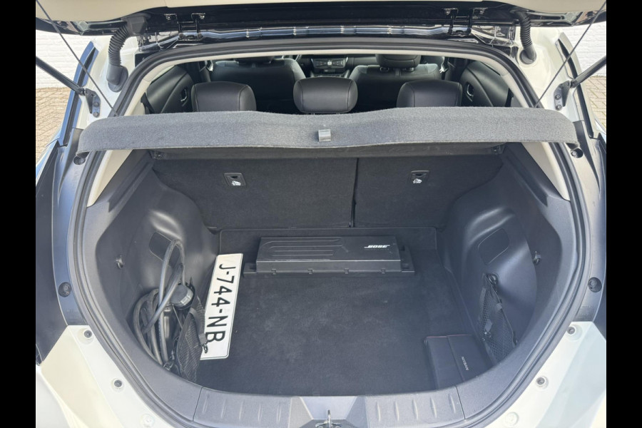 Nissan Leaf Tekna 40 kWh Leder Camera Carplay Adaptive cruise Navigatie