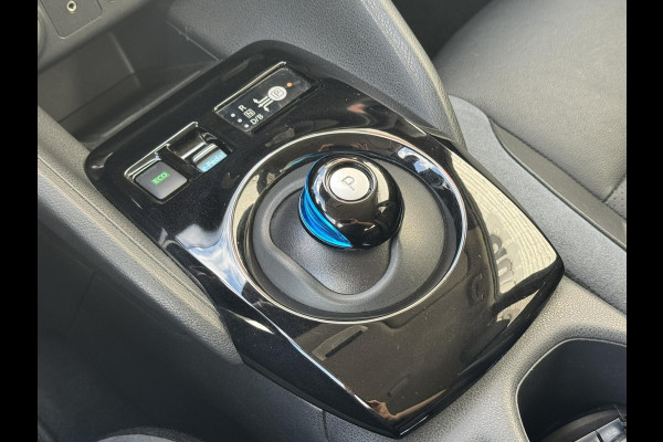 Nissan Leaf Tekna 40 kWh Leder Camera Carplay Adaptive cruise Navigatie