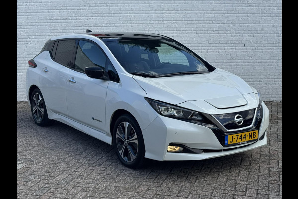 Nissan Leaf Tekna 40 kWh Leder Camera Carplay Adaptive cruise Navigatie