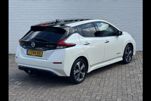 Nissan Leaf Tekna 40 kWh Leder Camera Carplay Adaptive cruise Navigatie