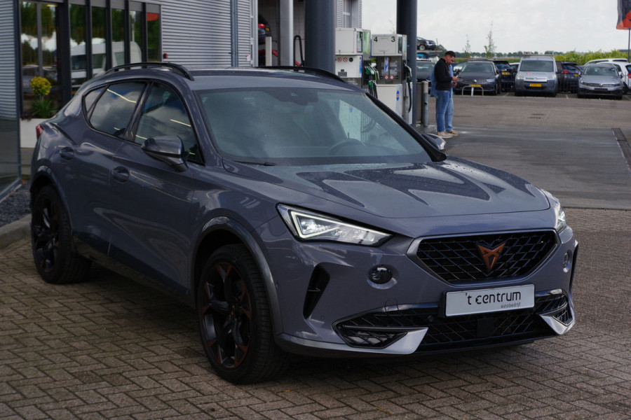 CUPRA Formentor 1.4 e-Hybrid VZ Copper Edition 245 PK PHEV, Adap. Cruise Control, Winterpakket, Carplay,