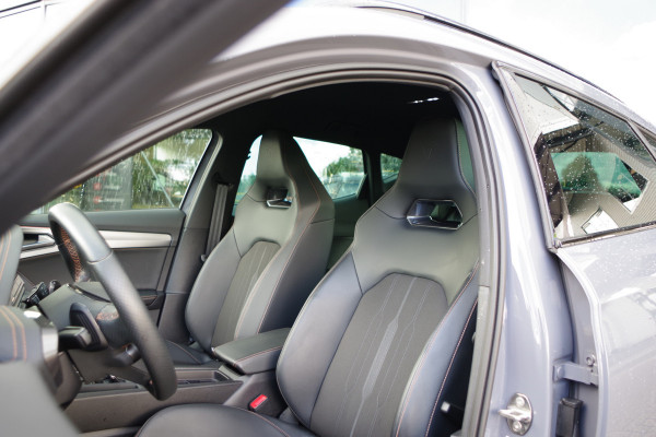 CUPRA Formentor 1.4 e-Hybrid VZ Copper Edition 245 PK PHEV, Adap. Cruise Control, Winterpakket, Carplay,