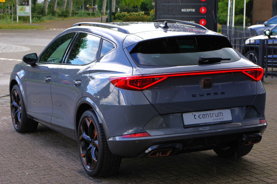CUPRA Formentor 1.4 e-Hybrid VZ Copper Edition 245 PK PHEV, Adap. Cruise Control, Winterpakket, Carplay,