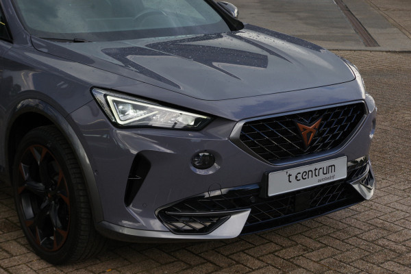 CUPRA Formentor 1.4 e-Hybrid VZ Copper Edition 245 PK PHEV, Adap. Cruise Control, Winterpakket, Carplay,