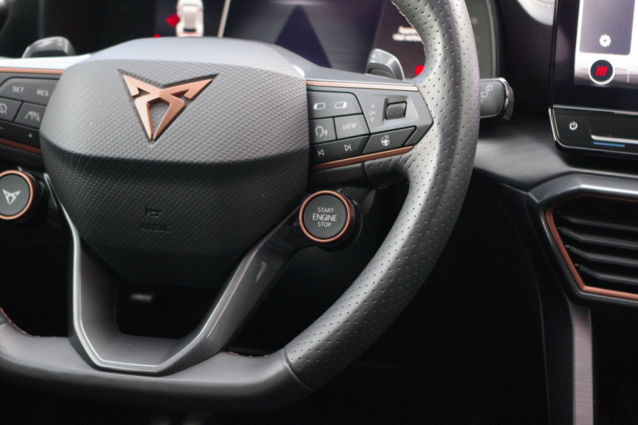 CUPRA Formentor 1.4 e-Hybrid VZ Copper Edition 245 PK PHEV, Adap. Cruise Control, Winterpakket, Carplay,