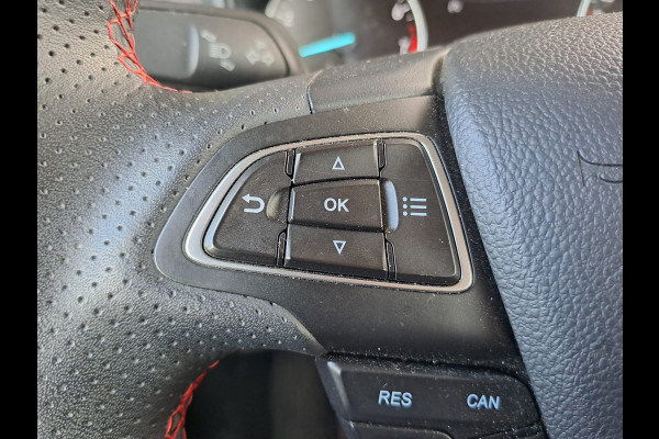 Ford EcoSport 1.0 EcoBoost ST-Line | Airco | Trekhaak | Stoel- en stuurverwarming | Xenon | App-connect |