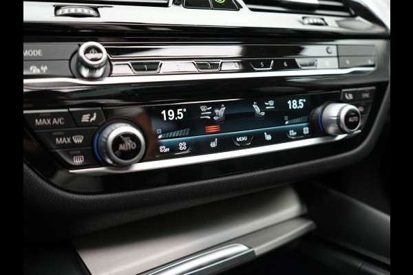 BMW 5 Serie Touring 530e Executive Plug In Hybrid 293pk Dealer O.H PHEV | Panodak | Harman Kardon | Camera | Lederen Bekleding | Navi Pro | Apple Carplay | M Sportstuur | 18"L.M | Sfeerverlichting |