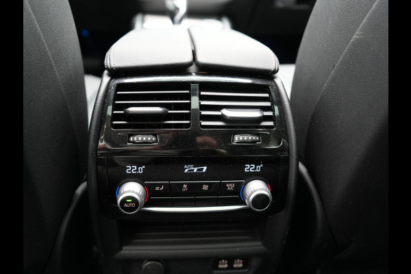 BMW 5 Serie Touring 530e Executive Plug In Hybrid 293pk Dealer O.H PHEV | Panodak | Harman Kardon | Camera | Lederen Bekleding | Navi Pro | Apple Carplay | M Sportstuur | 18"L.M | Sfeerverlichting |