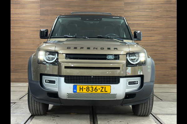 Land Rover Defender 110 2.0 D200 110 | Pano | PPF | Meridian | Trekhaak | Carplay