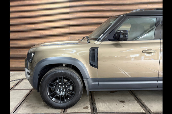 Land Rover Defender 110 2.0 D200 110 | Pano | PPF | Meridian | Trekhaak | Carplay