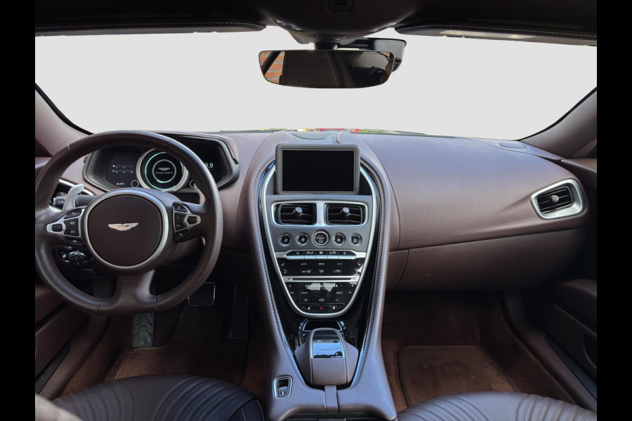 Aston Martin DB11 4.0 V8