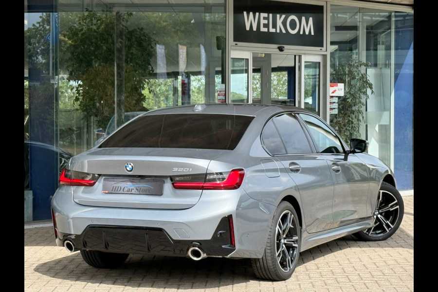 BMW 3-serie 320i M-Sport Laser|Adap Cruise|HuD|Leder|Fabrieksgarantie